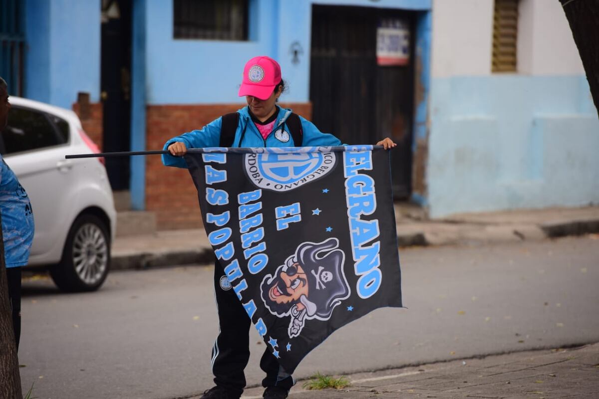 Belgrano prepara el recibimiento para el clásico con Talleres en el Gigante de Alberdi. Todo en el marco del denominado papelazo. (José Gabriel Hernández / La Voz)