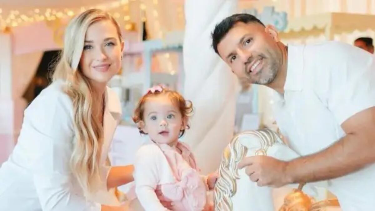 Así está hoy Olivia, la hija del Kun Agüero y Sofía Calzetti, a un año y medio de su nacimiento