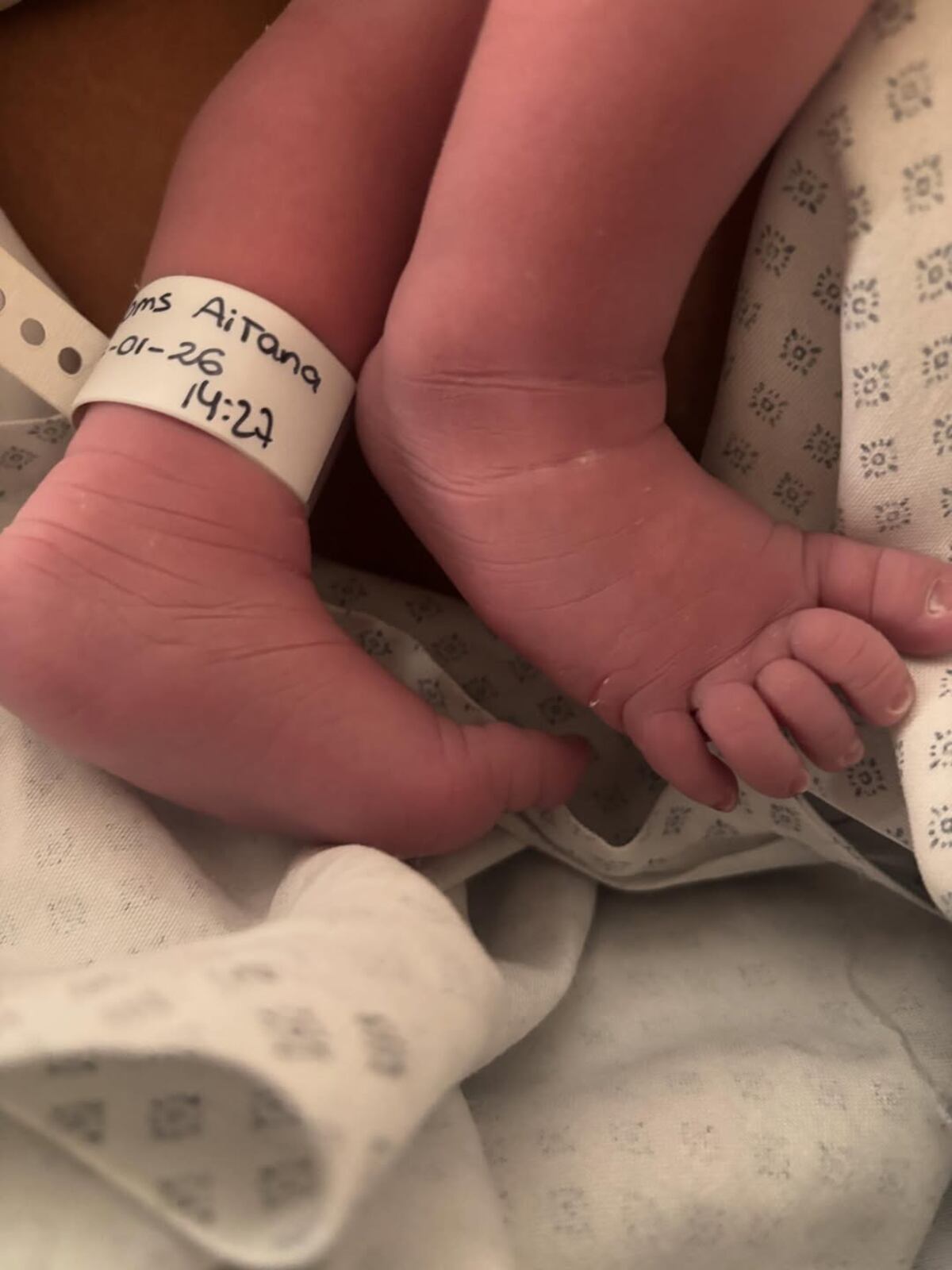 Las primeras imágenes de Aitana, la bebé de Camila Homs y José Sosa