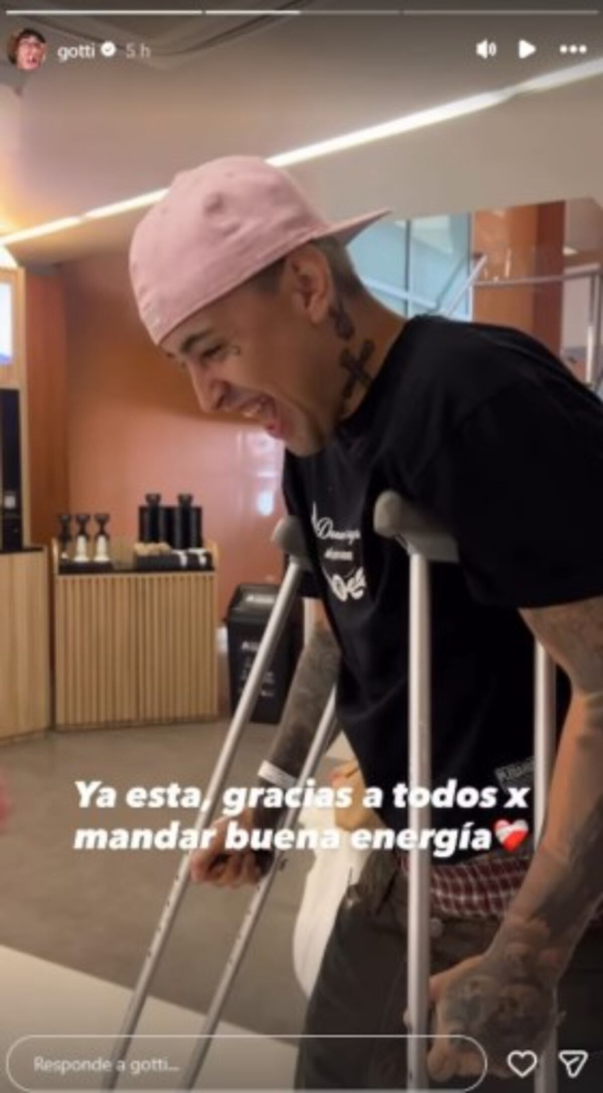 Tiago PZK se mostró contento y con energía luego de su intervención quirúrgica.