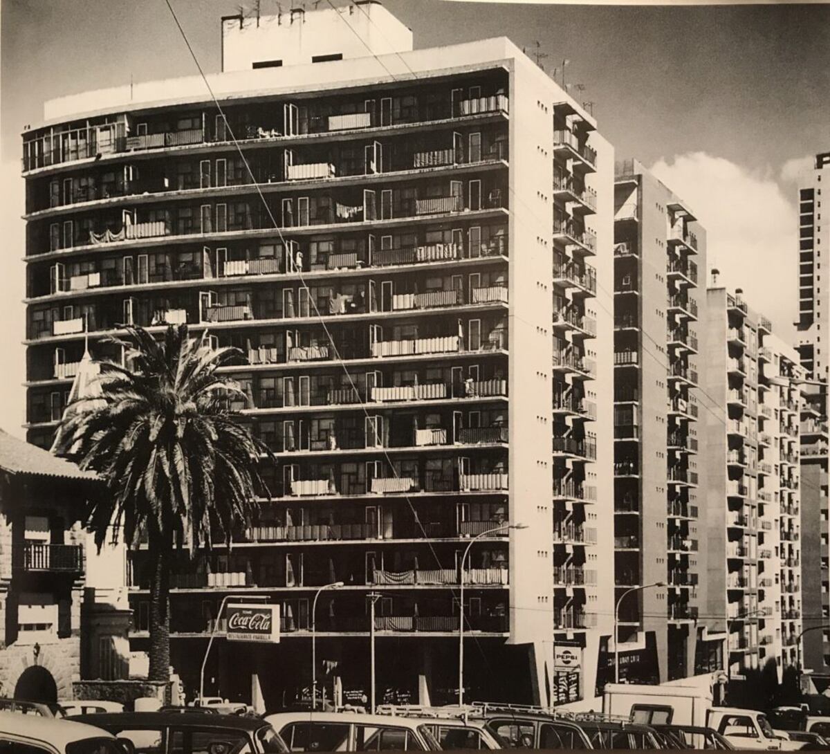 Edificio Eiffell VIII, construido entre 1960 y 1965 en Mar del Plata.