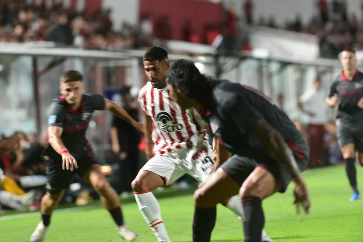Instituto vs Lanús.