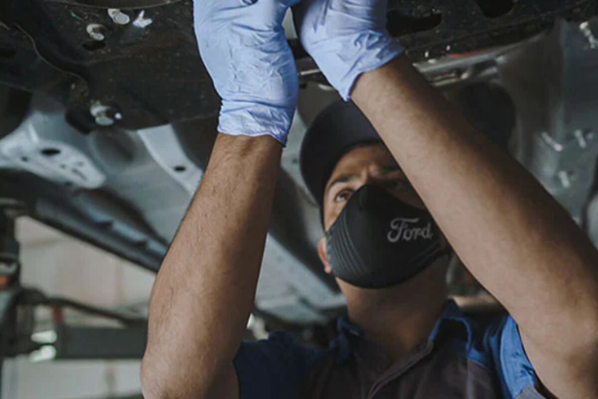 Repuestos originales y mano de obra especializada en el service de tu Ford. / Mundo Maipú
