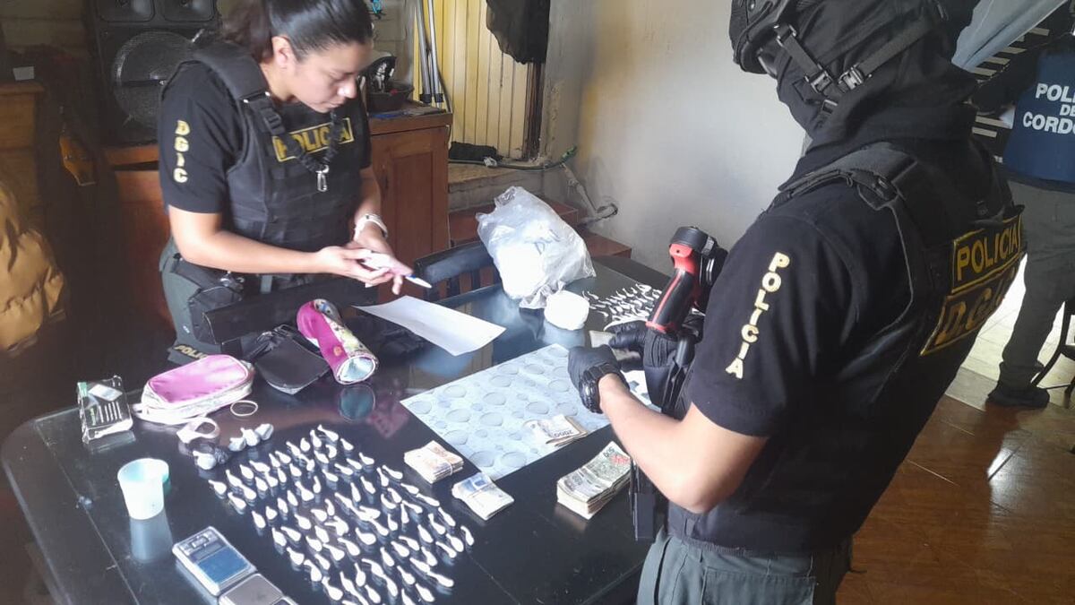 Secuestro de drogas. (Policía)