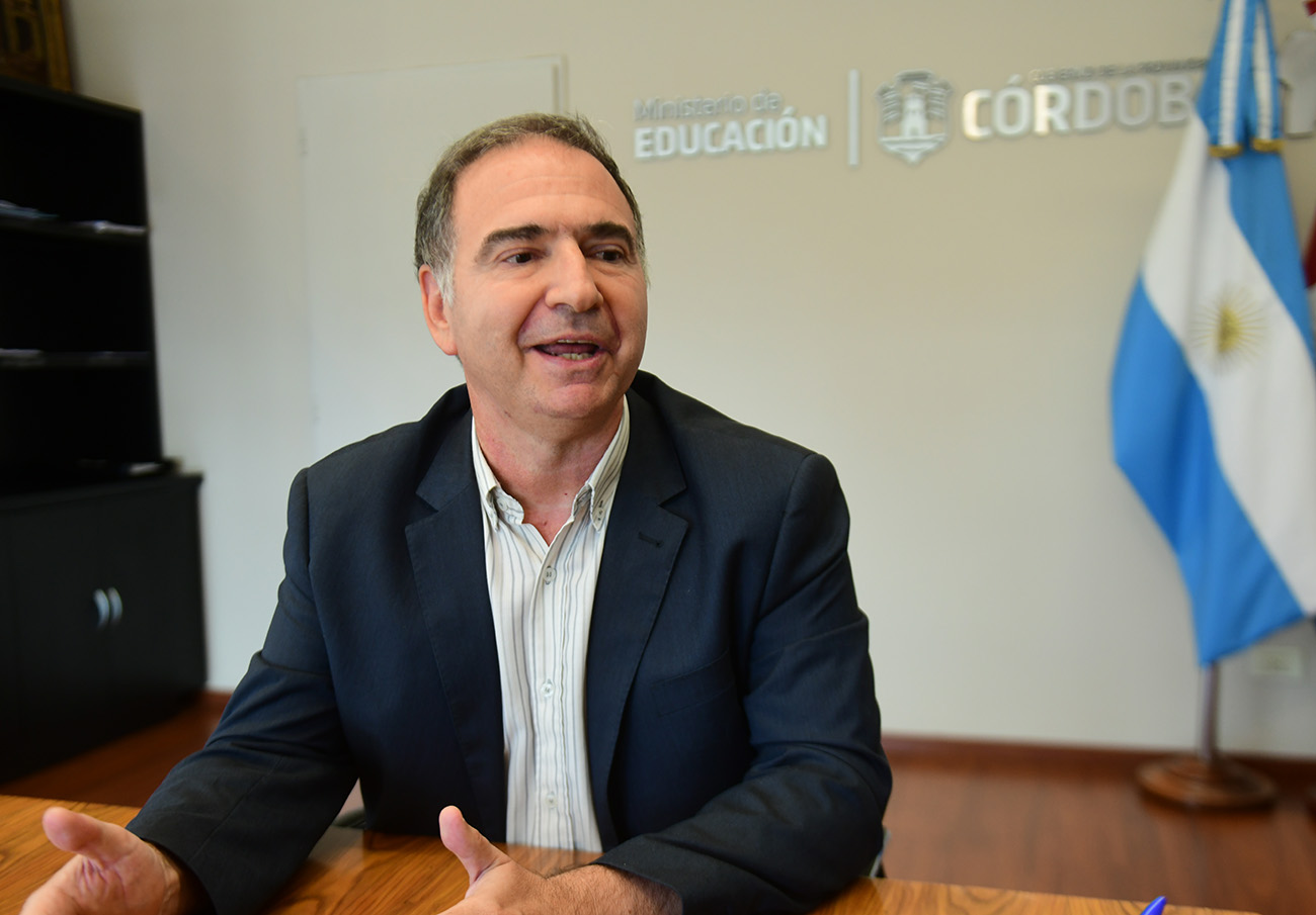 Entrevista con el ministro de Educación, Horacio Ferreyra, en su despacho en el Panal. (Ramiro Pereyra 7 La Voz)