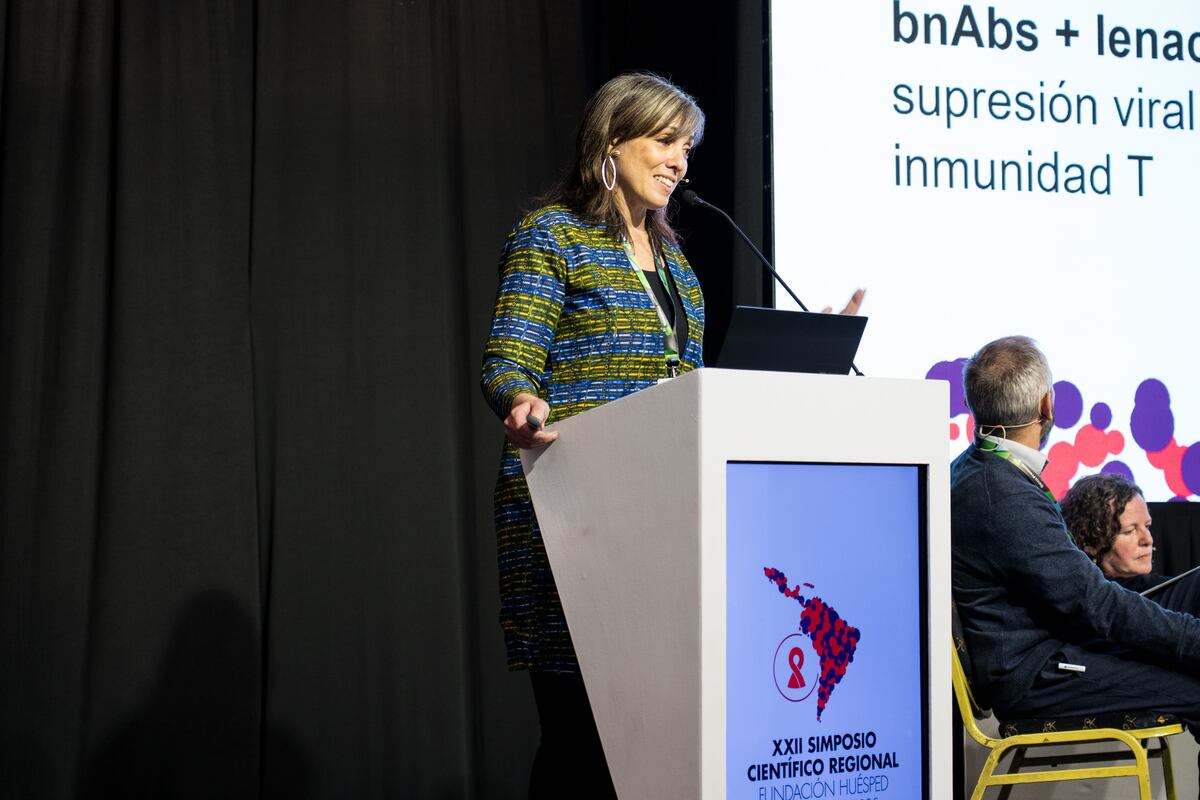 Natalia Laufer, investigadora del CONICET en el Instituto de Investigaciones Biomédicas en Retrovirus y SIDA (INBIRS, CONICET-UBA) y especialista en el estudio de enfermedades infecciosas.