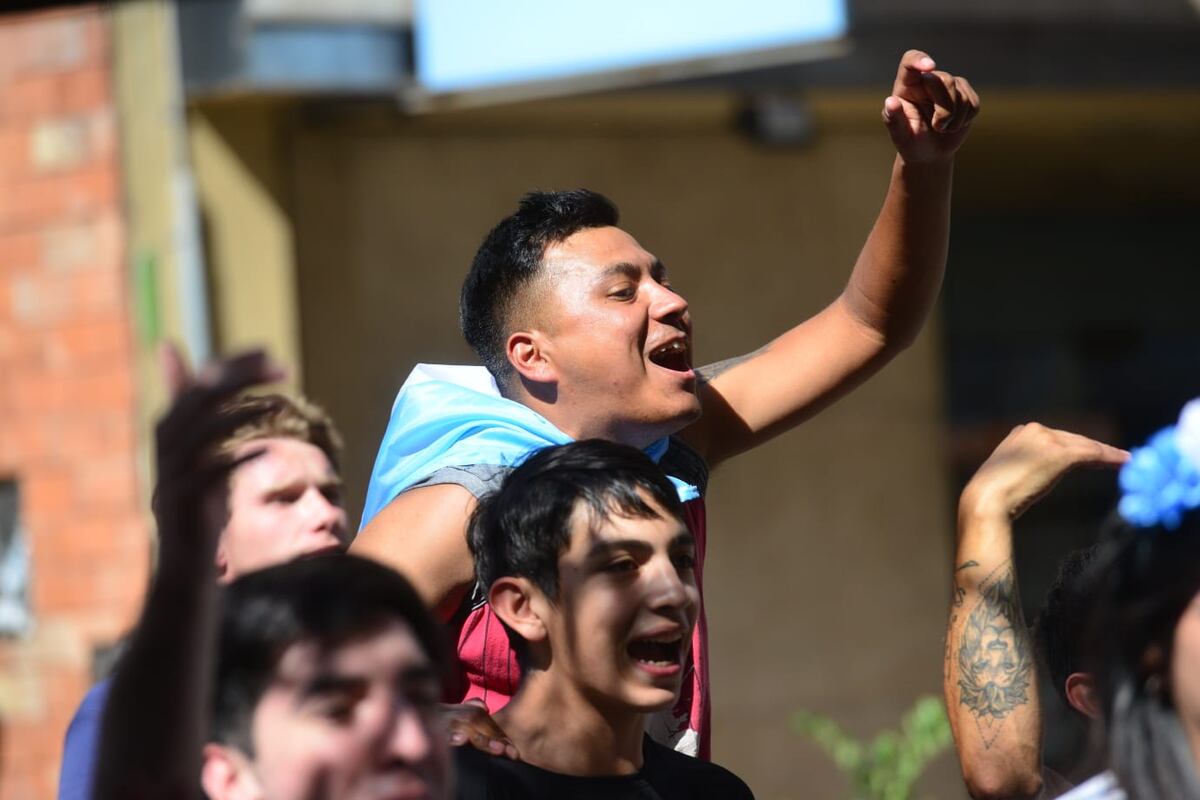Nueva Córdoba. Así se gritaron los goles de Argentina contra Croacia. (Foto / Javier Ferreyra)