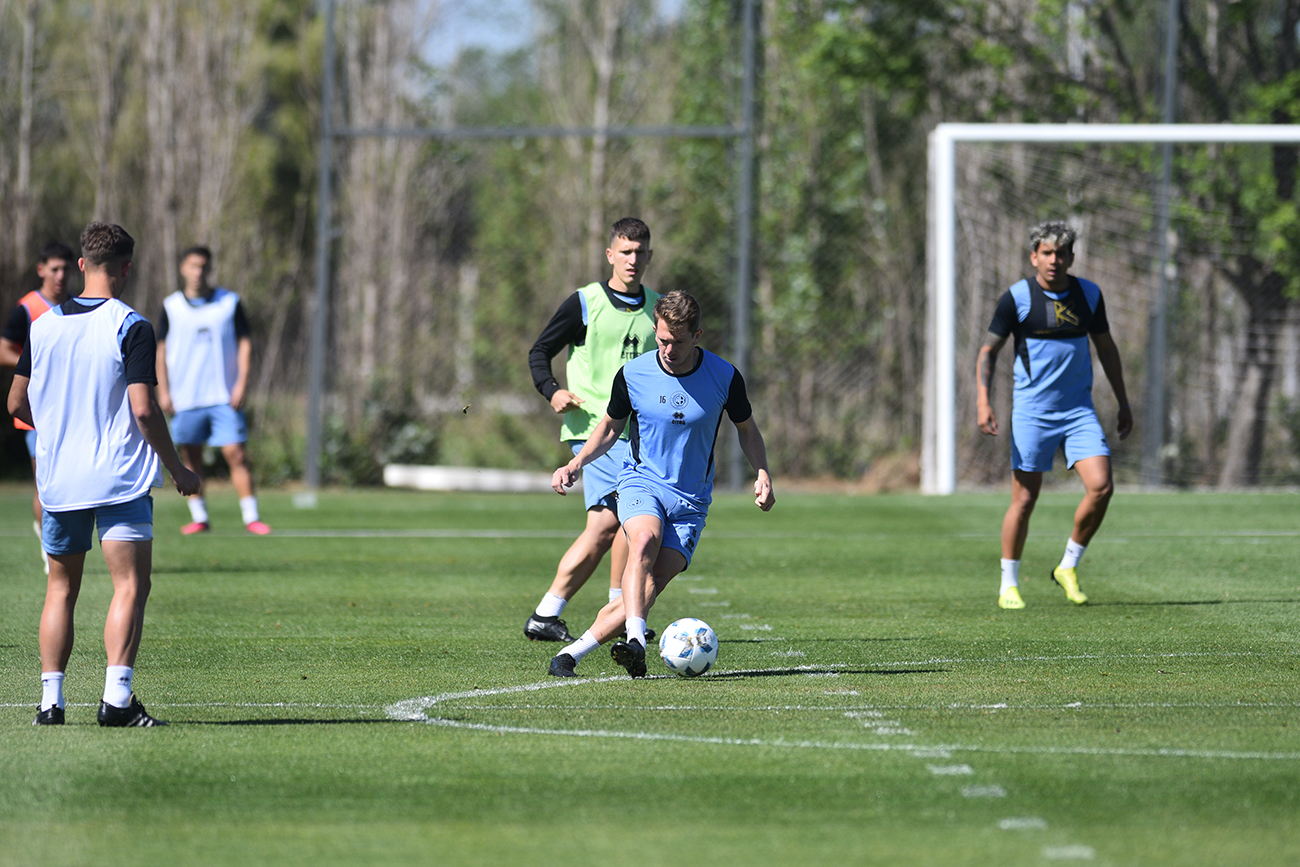 Entrenamiento de Belgrano en Villa Esquiu. foto Pedro Castillo