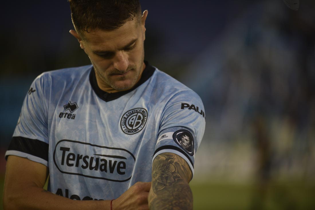 Pablo Vegetti, símbolo del Belgrano puntero de Primera Nacional. (Ramiro Pereyra / La Voz).