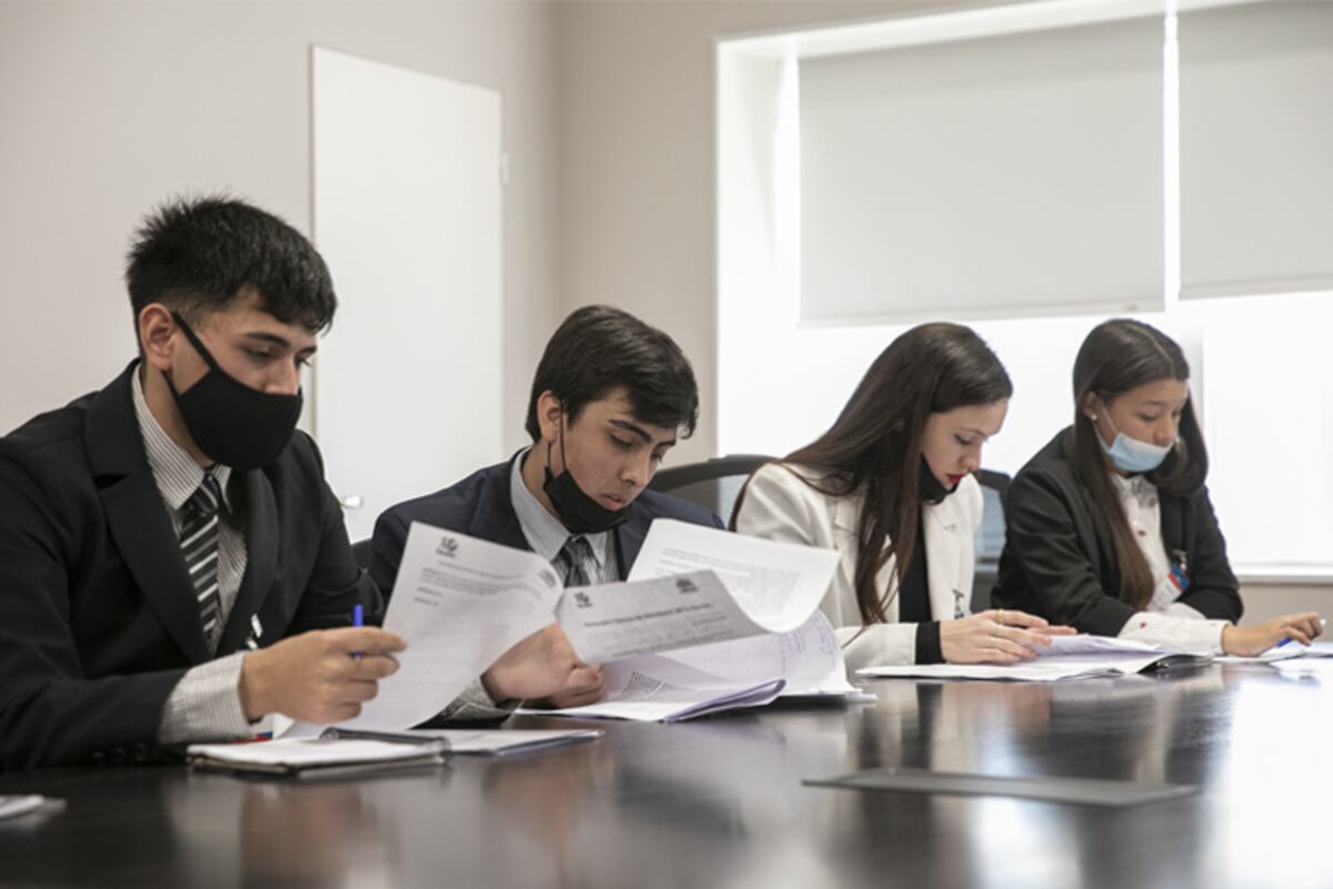 Los jóvenes debatieron diversos temas en comisiones de trabajo. (Foto: Comunicación Legislatura de Córdoba)