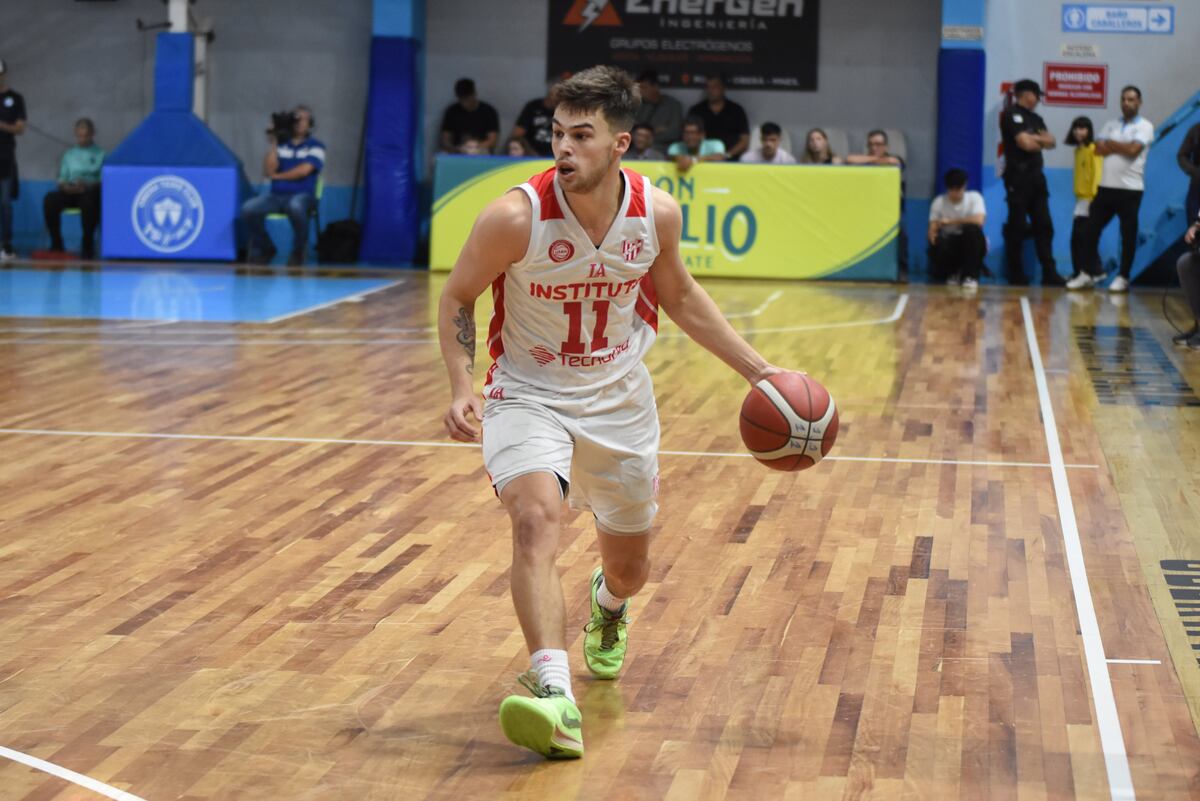 En Misiones, Instituto cierre la fase regular de visitante en la Liga Nacional de Básquet ante Oberá. (Prensa Oberá)