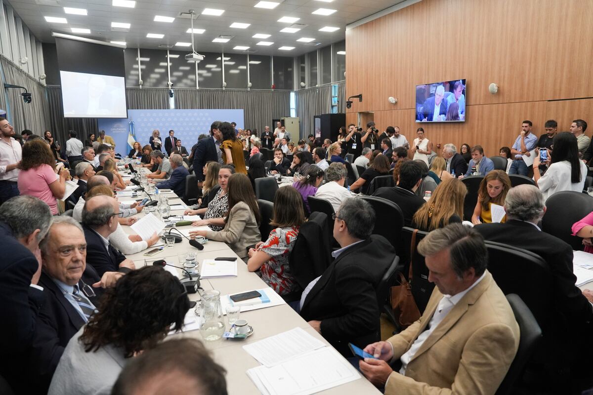 La oposición quiere interpelar a funcionarios por la supuesta estafa cripto (Foto: HCDN)