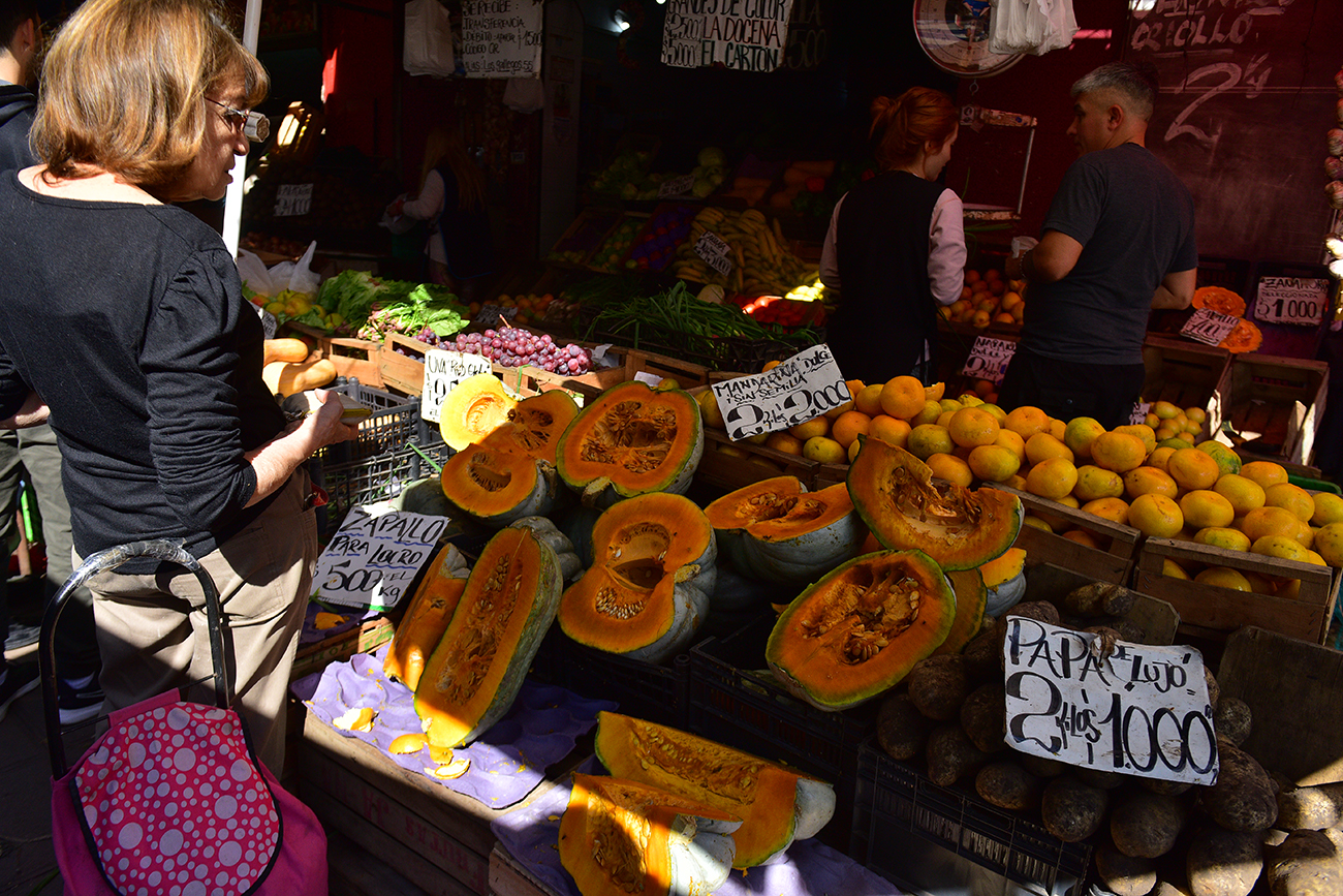 Mercado Norte. El zapallo, el ingrediente más barato de la preparación del locro. (José Gabriel Hernández / La Voz)