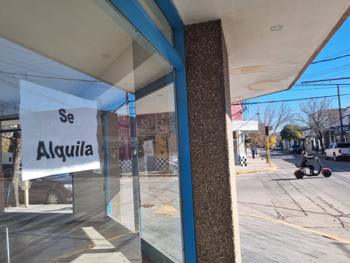 Villa Dolores. Un local comercial en alquiler. Hay más oferta pero los precios y los reajustes son una complicación en contexto de crisis, (La Voz)