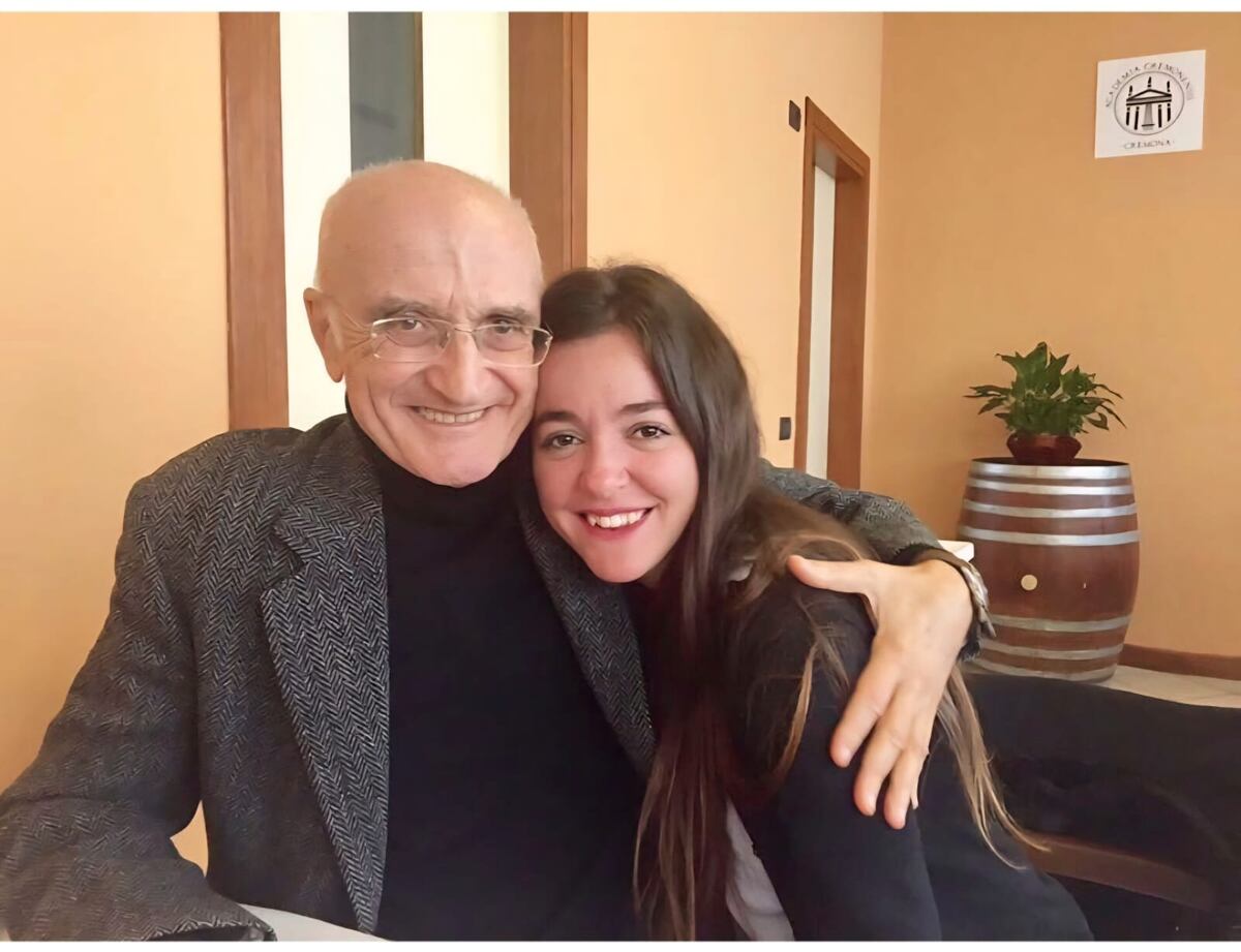 En Cremona, con 23 años, cuando Lucía Luque estudiaba con el maestro Salvatore Accardo (Gentileza)