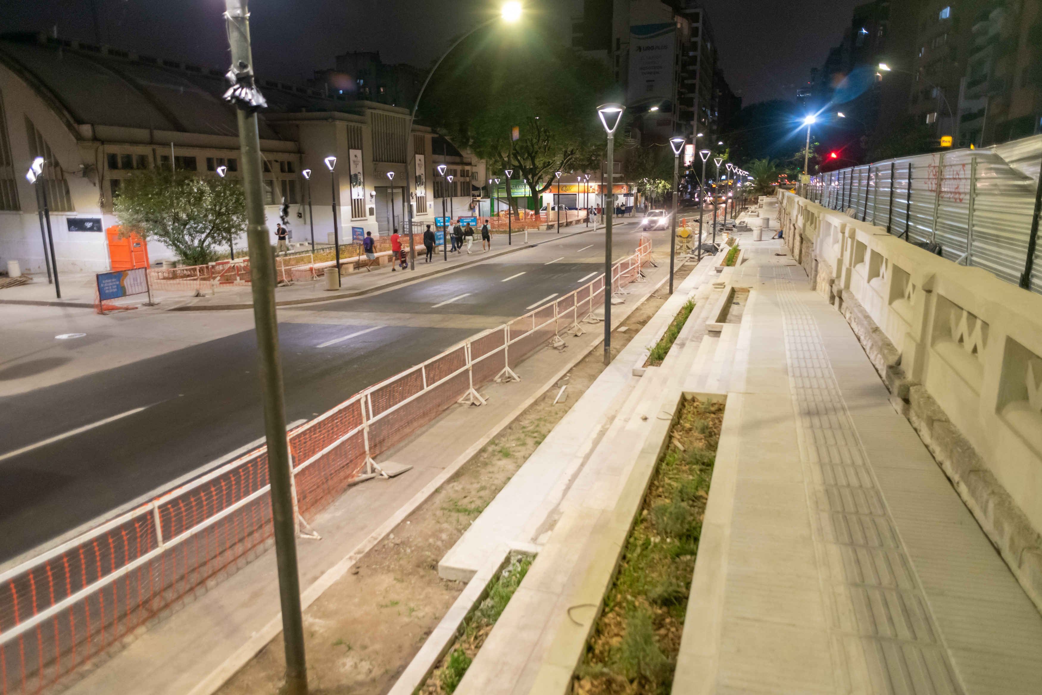 Así quedó el muro de bulevar Illia tras la intervención (Municipalidad de Córdoba).