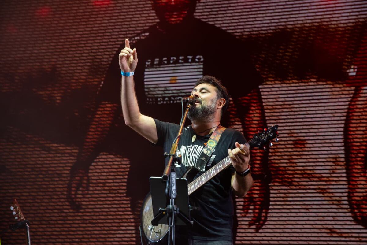 Manuel Orellana, el guitarrista que dialoga con la tradición a partir de la electricidad. (Prensa del Festival).