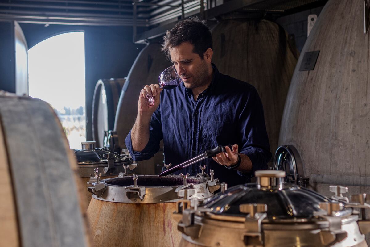 José Lovaglio, jefe de enología de la bodega Susana Balbo, en la bodega de Agrelo. (Gentileza)