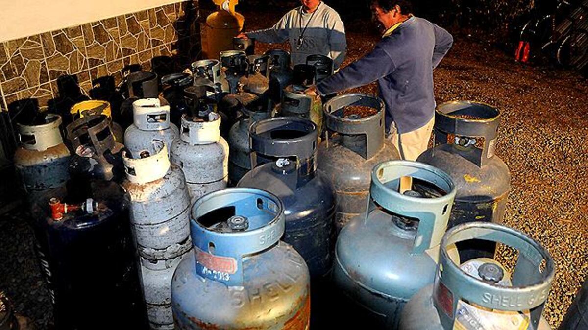 En el interior, sigue costando conseguir garrafas pero casi no hay cortes de energía