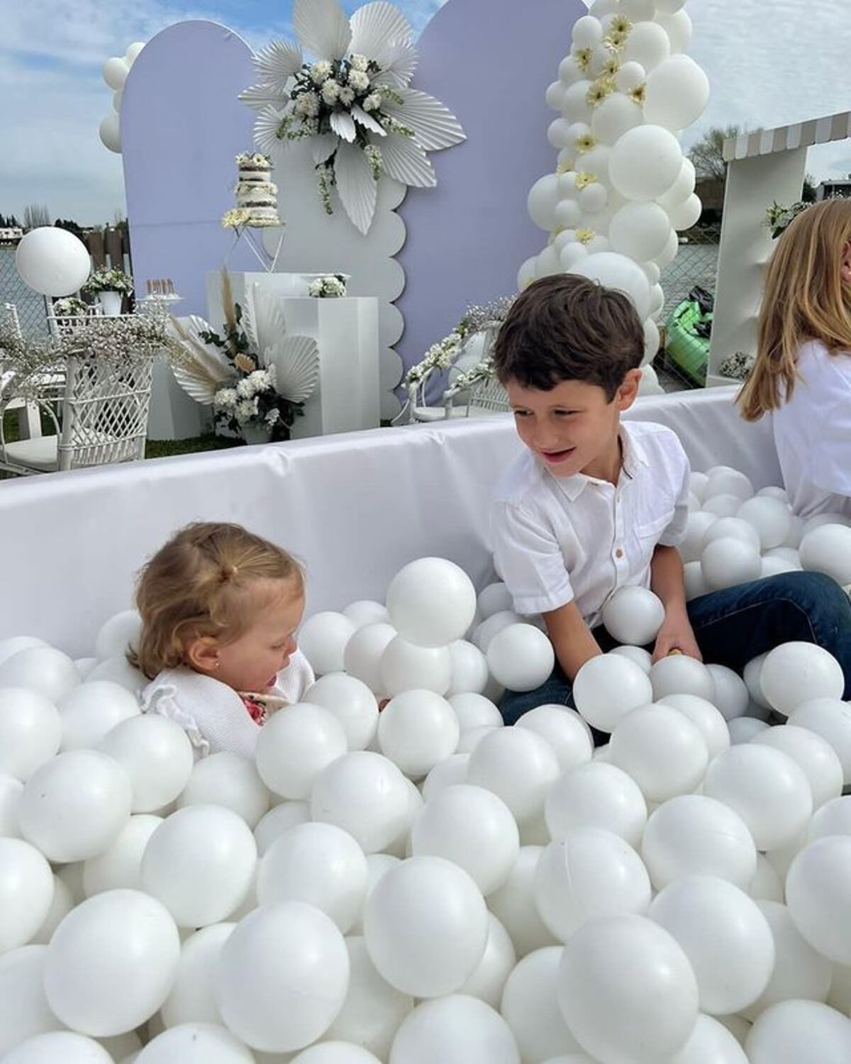 Pampita y García Moritán celebraron el primer año de Ana. (Instagram Pampita)