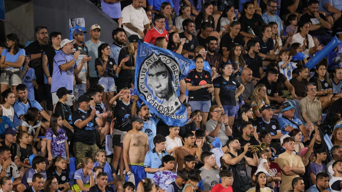 Gran cantidad de hinchas para ver el femenino de Belgrano. (Prensa Belgrano).
