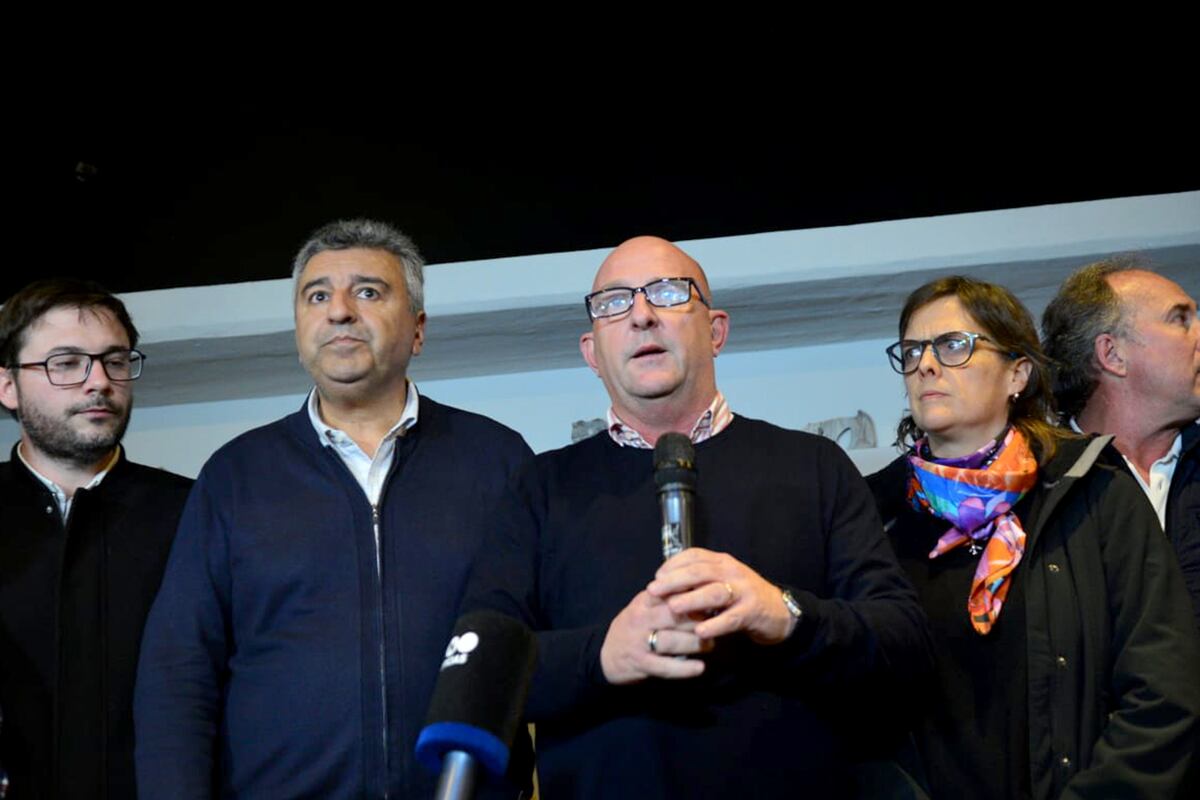 Marcos Carasso en conferencia desde el búnker de Juntos por el Cambio. (Javier Ferreyra / La Voz)