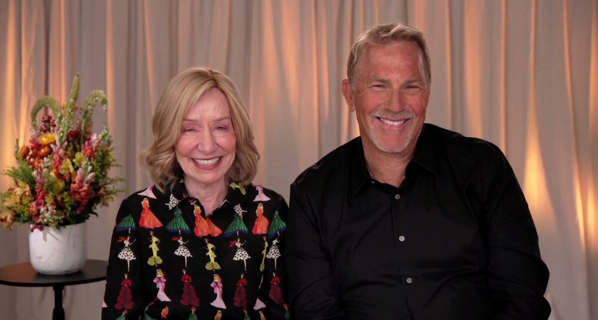 Doris Kearns Goodwin, la historiadora ganadora del Premio Pulitzer, y Kevin Costner. Foto: History.