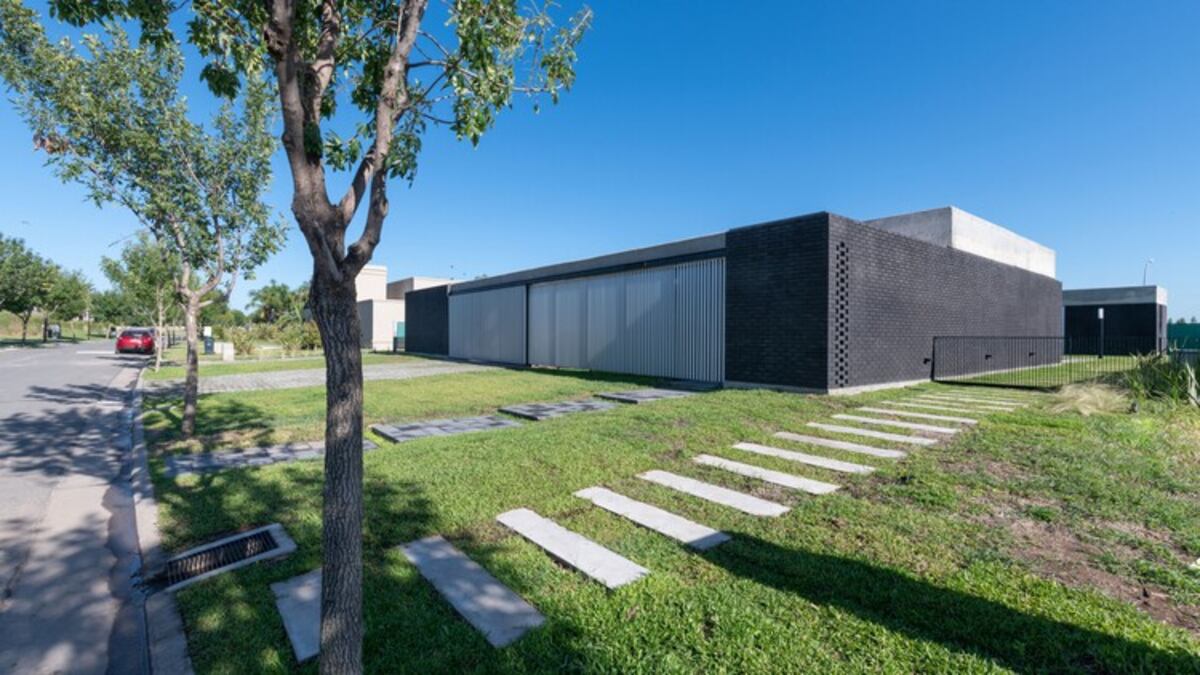 La casa de Luis Juez que en el canal La Nación + mostraron como la de Llaryora.