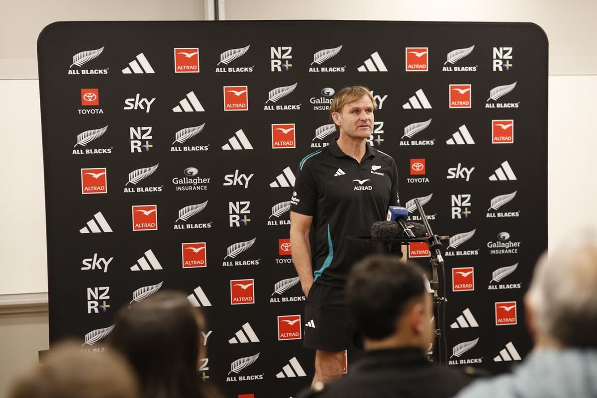 Scott Robertson, head coach de Nueva Zelanda, en la conferencia de prensa en Córdoba. (La Voz)