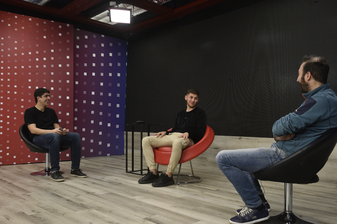 Franco Watson jugador de fútbol de Instituto participa de un podcast de Mundo D ( Ramiro Pereyra /La Voz)
