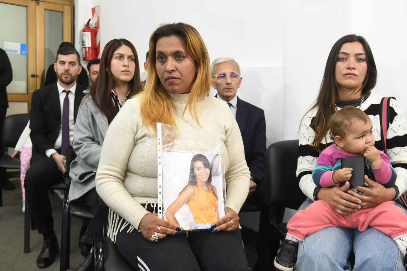 La madre de Trinidad estuvo en el Concejo Deliberante de Córdoba cuando se aprobó la ordenanza sobre perros peligrosos. (Ramiro Pereyra / La Voz)