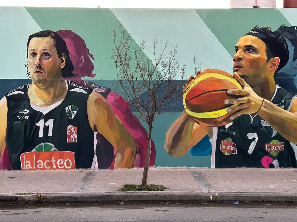 Diego Osella y Bruno Lábaque se suman al mural de Atenas (Prensa Atenas)