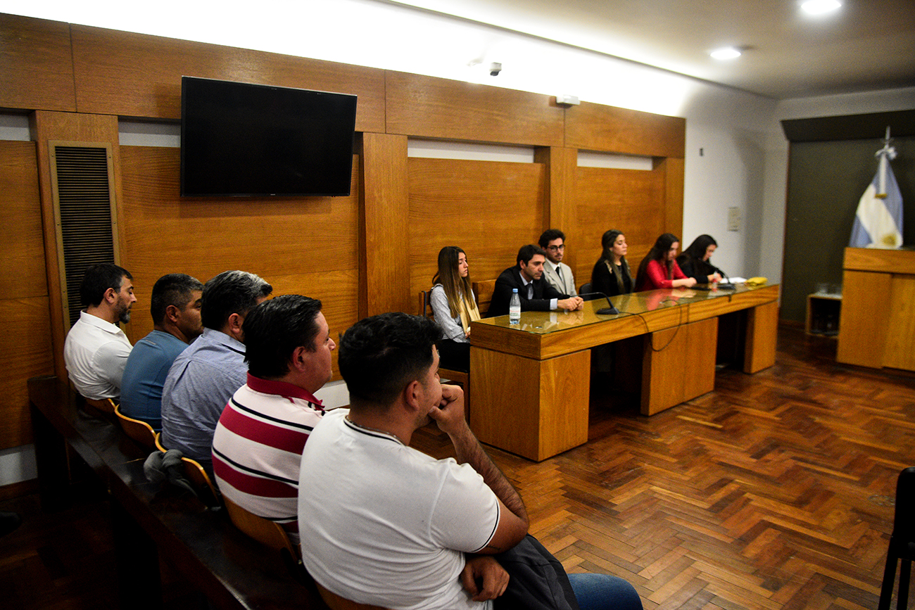 El juicio, en 2022, por el caso de la matanza de perros en Deán Funes en 2013. (Pedro Castillo / La Voz)