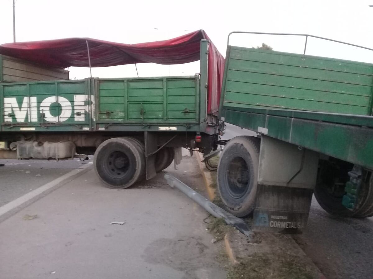 Daños tras el choque. (Policía)