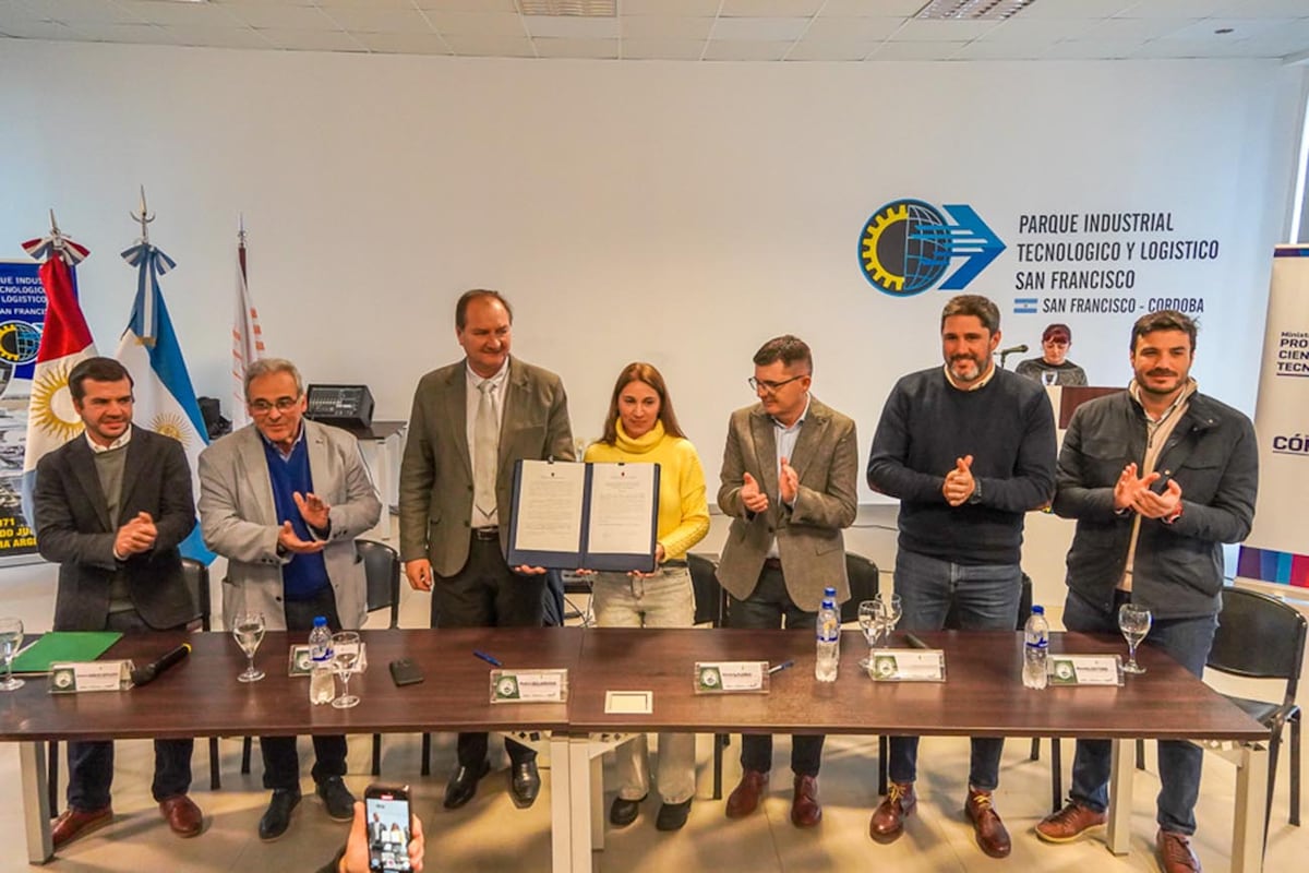 El Parque Industrial, Tecnológico y Logístico San Francisco recibió el primer Certificado de Parque Eco Industrial Sustentable.