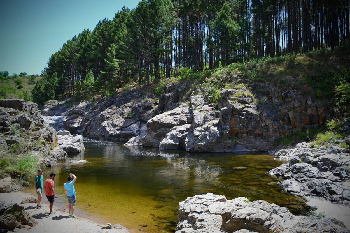 El río, a la altura del paraje El Durazno. Un paisaje muy atractivo (Archivo)