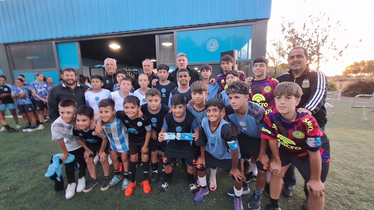 Capitanía, la actividad que organiza Belgrano para sus divisiones inferiores. (La Voz)