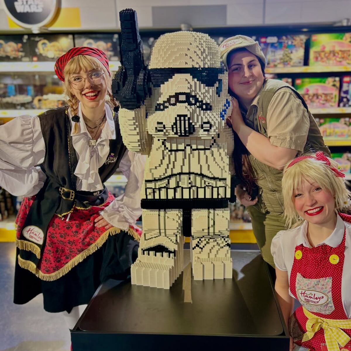 Los 100 mejores juguetes de toda la historia, según la juguetería más antigua del mundo (Instagram de Hamleys)