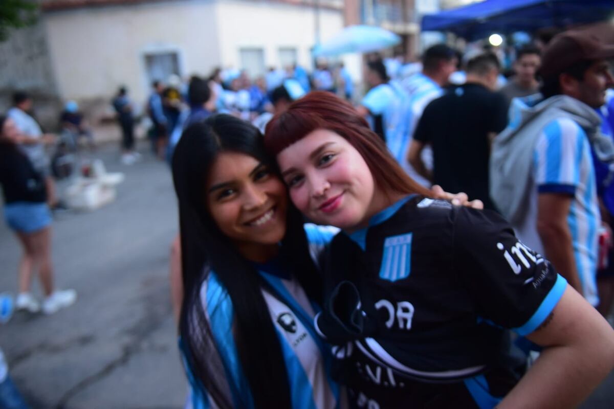Belgrano y Racing se enfrentaron por las semifinales de la Copa Córdoba en el estadio Gigante de Alberdi. (Javier Ferreryra / La Voz)