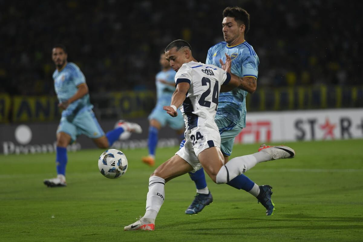 Amistoso Talleres Vs Boca Juniors en el Mario Alberto Kempes. (Facundo Luque / La Voz)