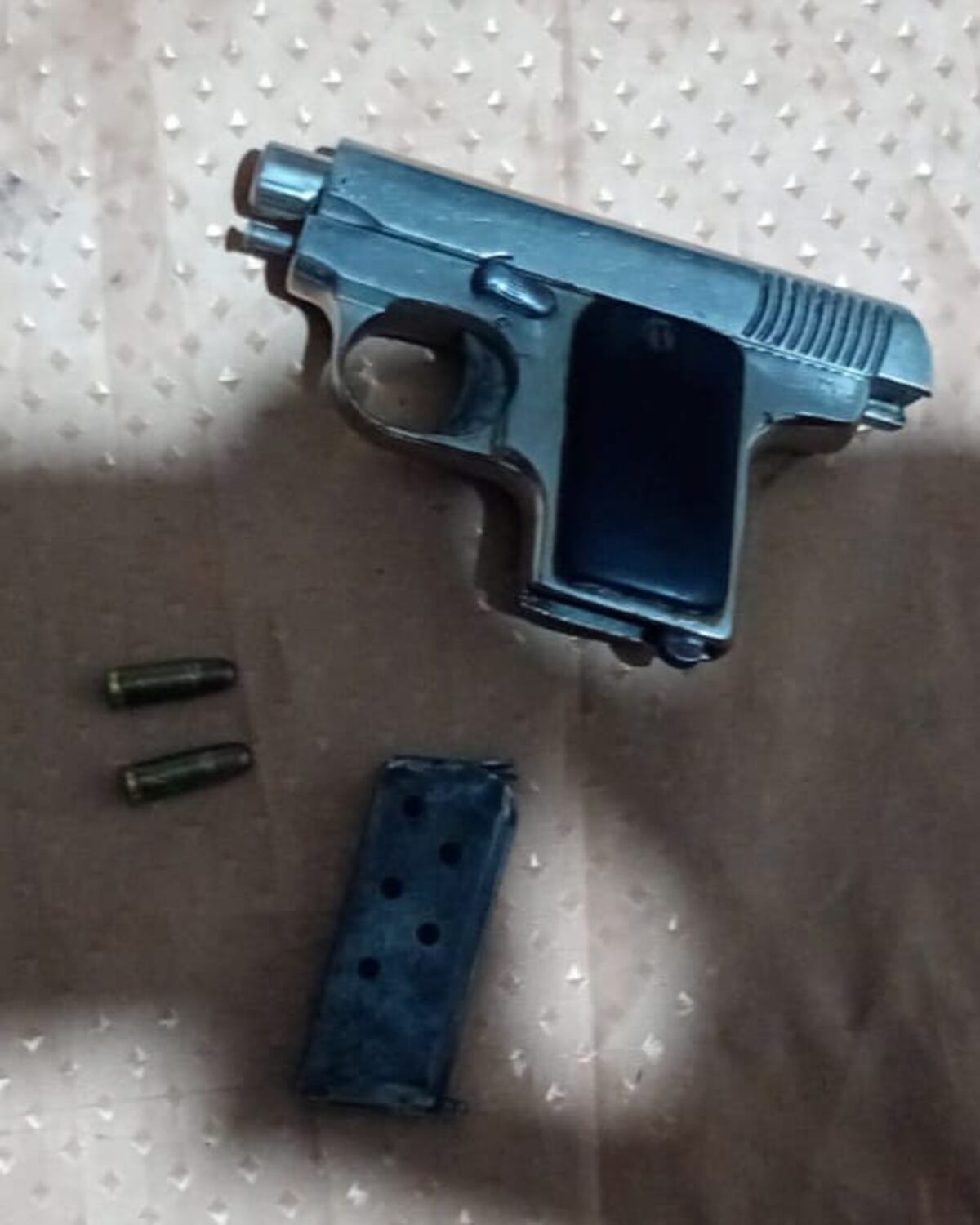 Locura en Córdoba. Iban a los tiros en la calle y quedaron detenidos. (Policía)
