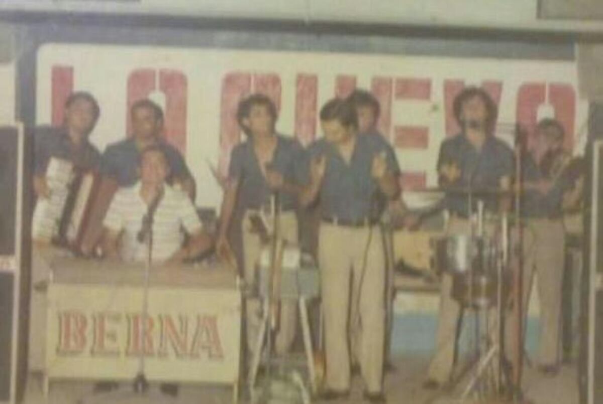 Cuarteto Berna en su etapa con Zolio como cantante.