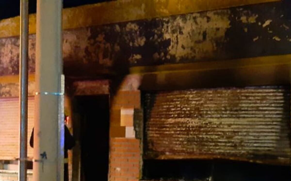 Incendio fatal en Arroyito. (Prensa Bomberos de Arroyito)