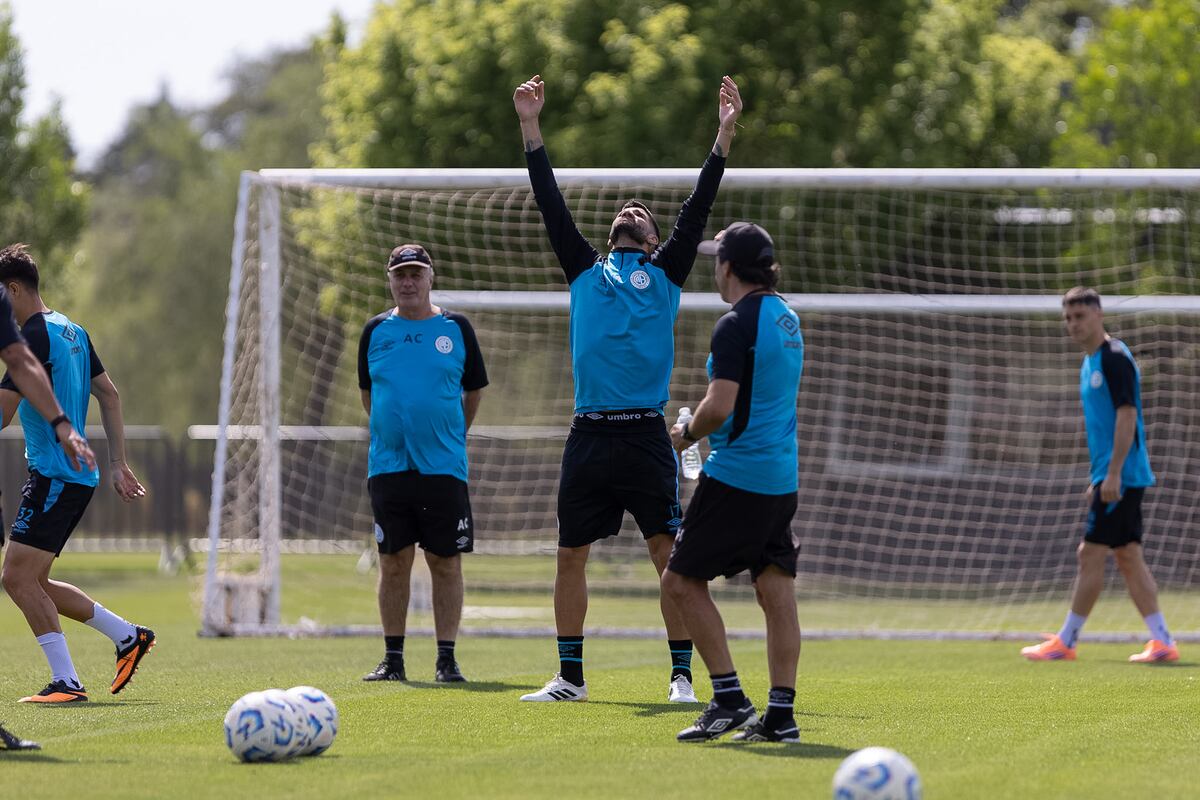 "Necesitamos de todos" parece decir Lisandro López (Prensa Belgrano).