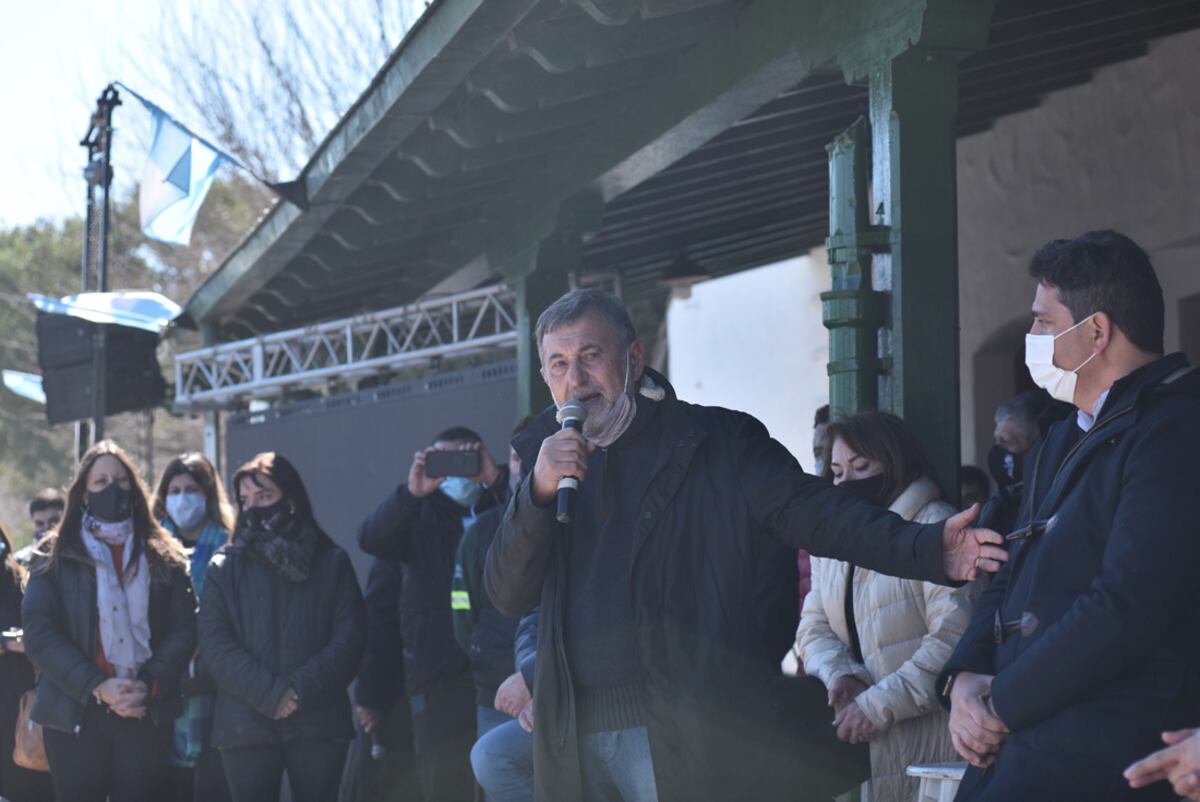 Campaña. Carlos Caserio, primer precandidato a senador por el Frente de Todos, defendió la gestión del presidente Alberto Fernández.