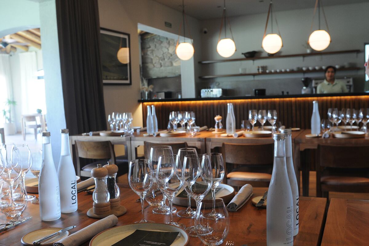 Un restaurante en el Valle de Uco mendocino con un concepto funcional completo. (Foto: Javier Ferreyra)