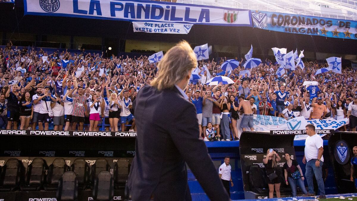 Ricardo Gareca en su presentación como técnico de Vélez. (Prensa Vélez).