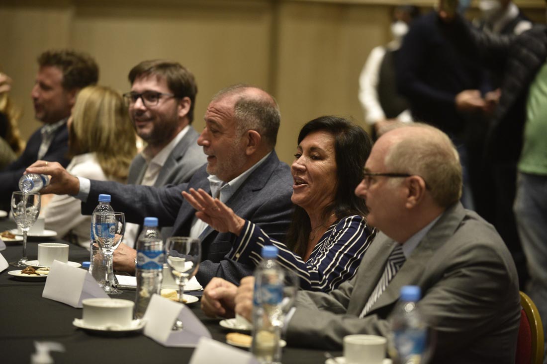Agost Carreño, Juez, Rodríguez Machado y Martínez, en la Mesa de Juntos por el Cambio. ( Ramiro Pereyra)