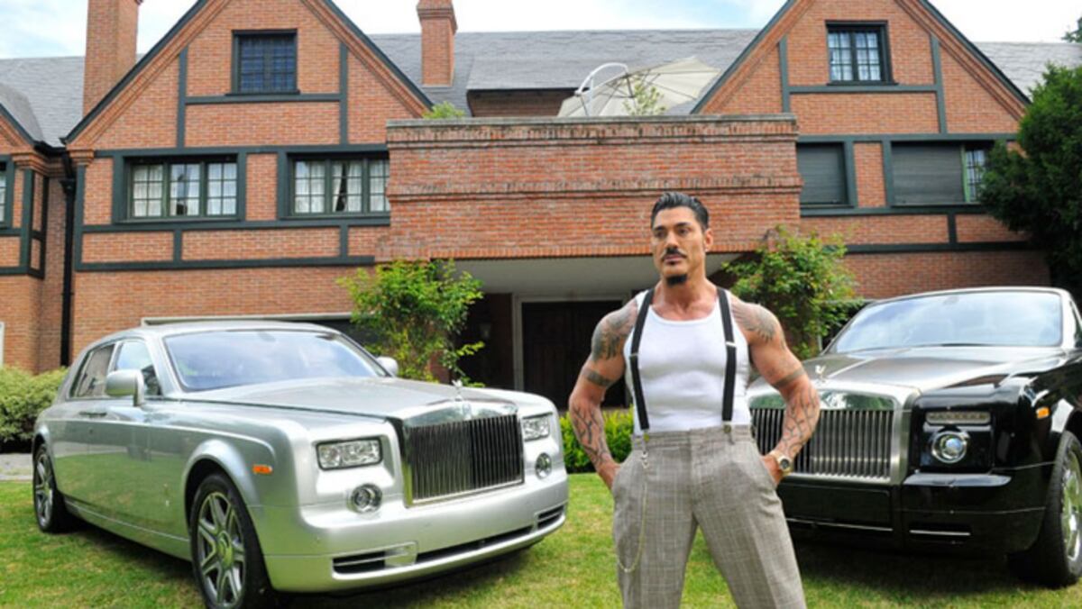 Ricardo Fort y sus Rolls Royce, una de sus mayores debilidades. (Gentileza Los Andes).