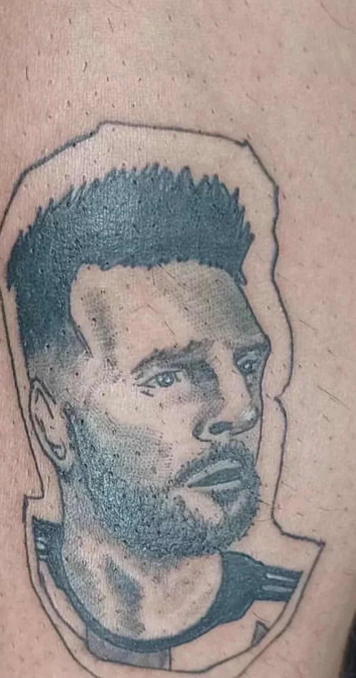 Los peores tatuajes de Lionel Messi realizados a los hinchas argentinos.
